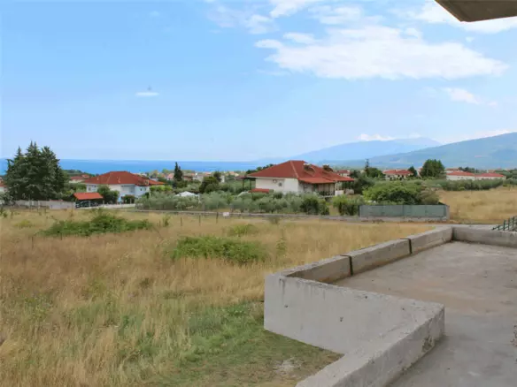 3-bedroom Detached House In Easts Olimpos, Greece (180 M²)
