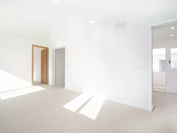 3-bedroom Apartment In Palma De Mallorca, Spain (100 M²)