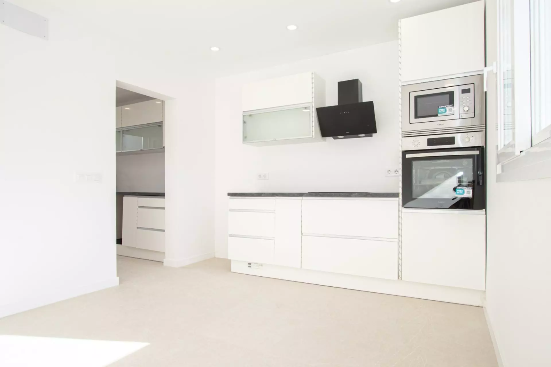 7-6-e579a1 3-bedroom Apartment In Palma De Mallorca, Spain (100 M²)