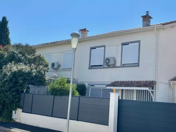 4-bedroom House In Agde, France (90 M²)