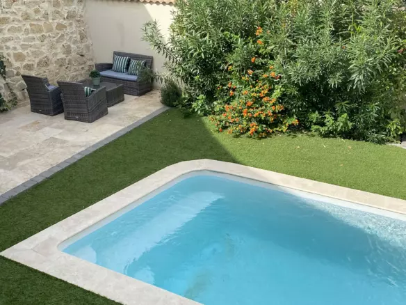 5-bedroom House In Saint Genies De Fontedit, France (170 M²)