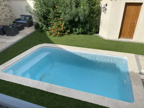 5-bedroom House In Saint Genies De Fontedit, France (170 M²)