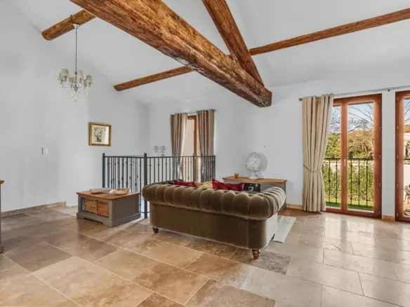 5-bedroom House In Saint Genies De Fontedit, France (170 M²)