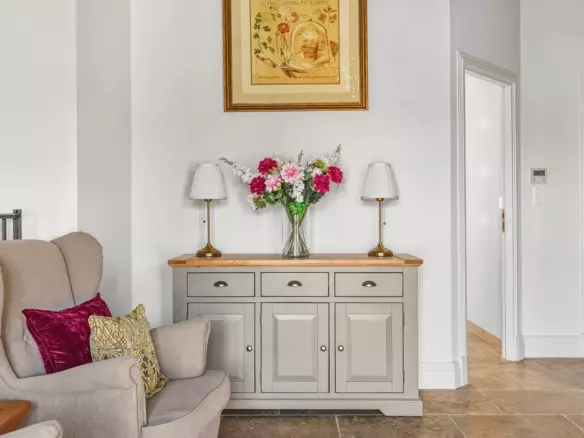 5-bedroom House In Saint Genies De Fontedit, France (170 M²)