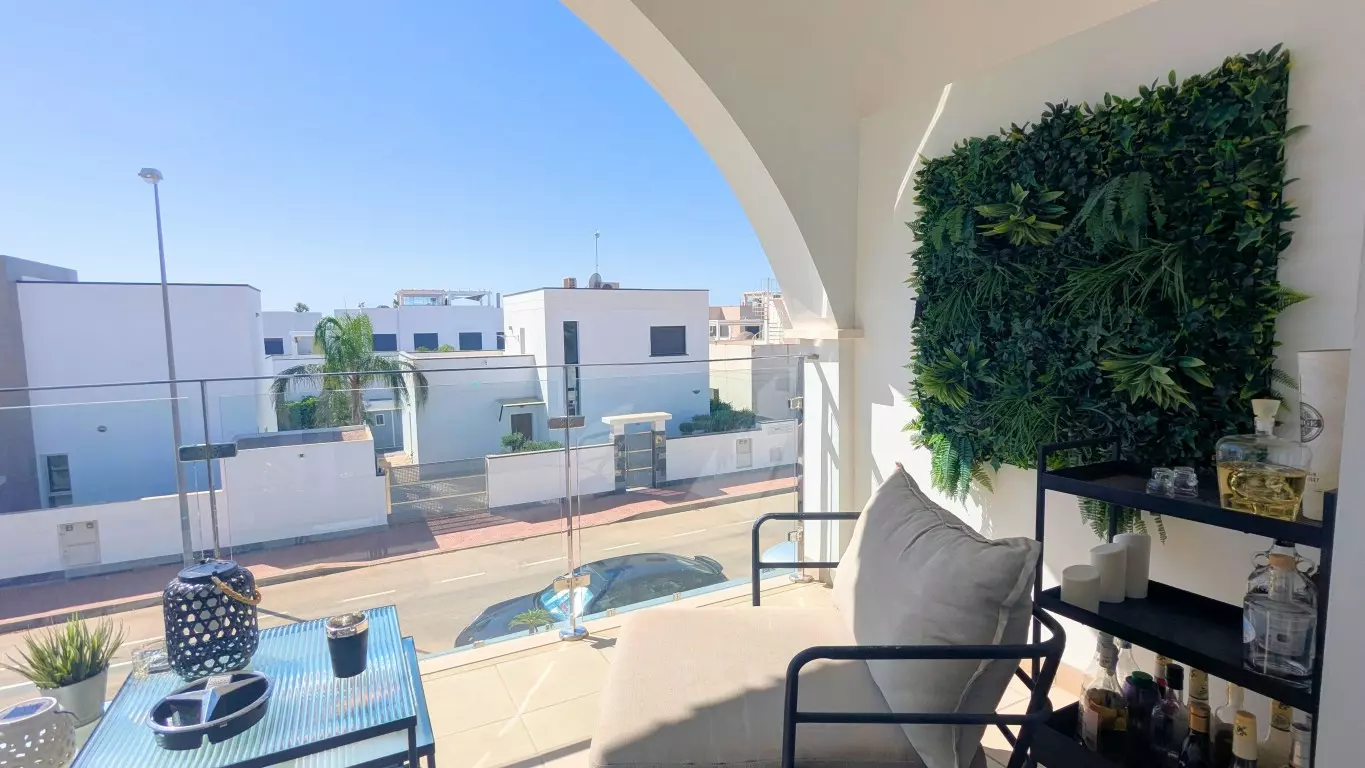 2-bedroom Penthouse In Ciudad Quesada, Spain (127 M²)