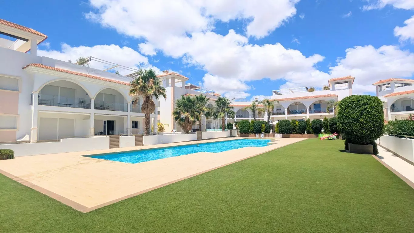 2-bedroom Penthouse In Ciudad Quesada, Spain (127 M²)