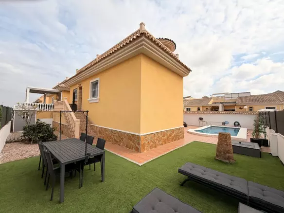 4-bedroom Detached Villa In Lo Crispin, Spain (201 M²)