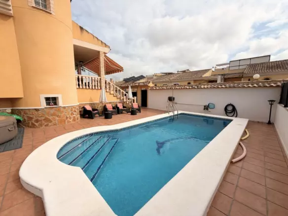 4-bedroom Detached Villa In Lo Crispin, Spain (201 M²)