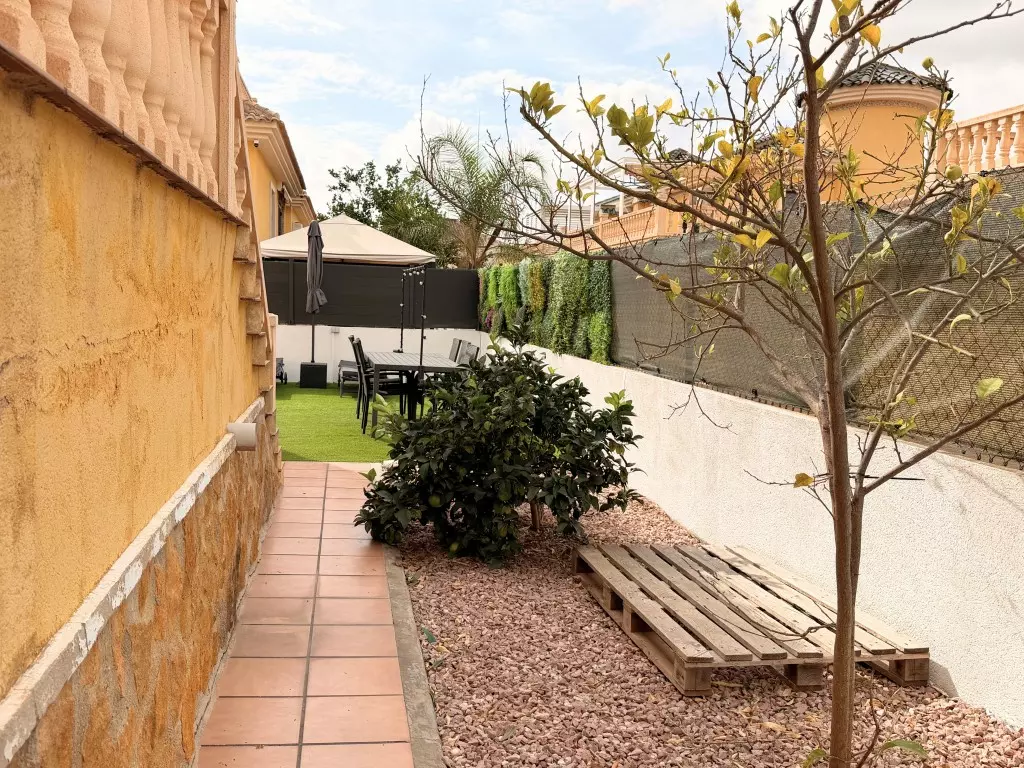 4-bedroom Detached Villa In Lo Crispin, Spain (201 M²)