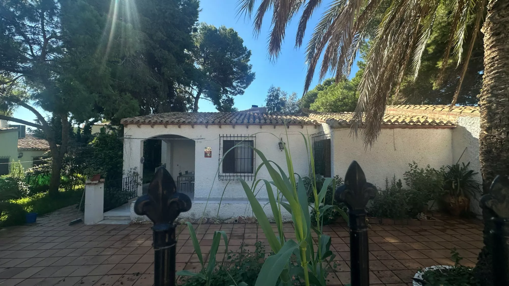 o_1k5iimqv019v3ie9bb0tov86h3j-300c97 4-bedroom Villa In Orihuela Costa, Spain (140 M²)