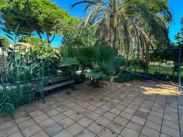 4-bedroom Villa In Orihuela Costa, Spain (140 M²)