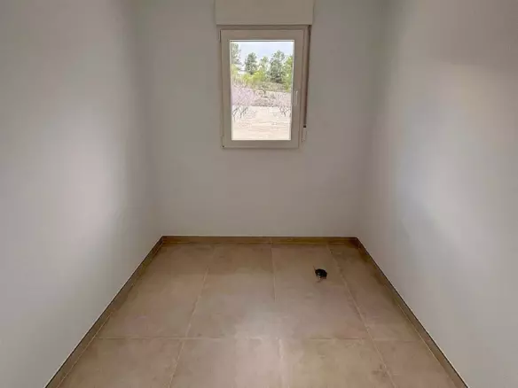 3-bedroom Detached Villa In Pinoso, Spain (115 M²)