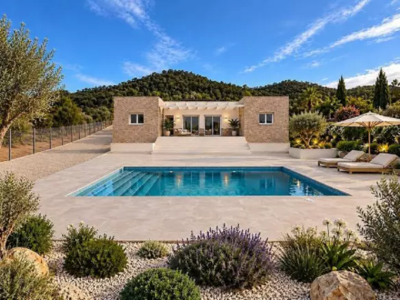 3-bedroom Detached Villa In Pinoso, Spain (115 M²)