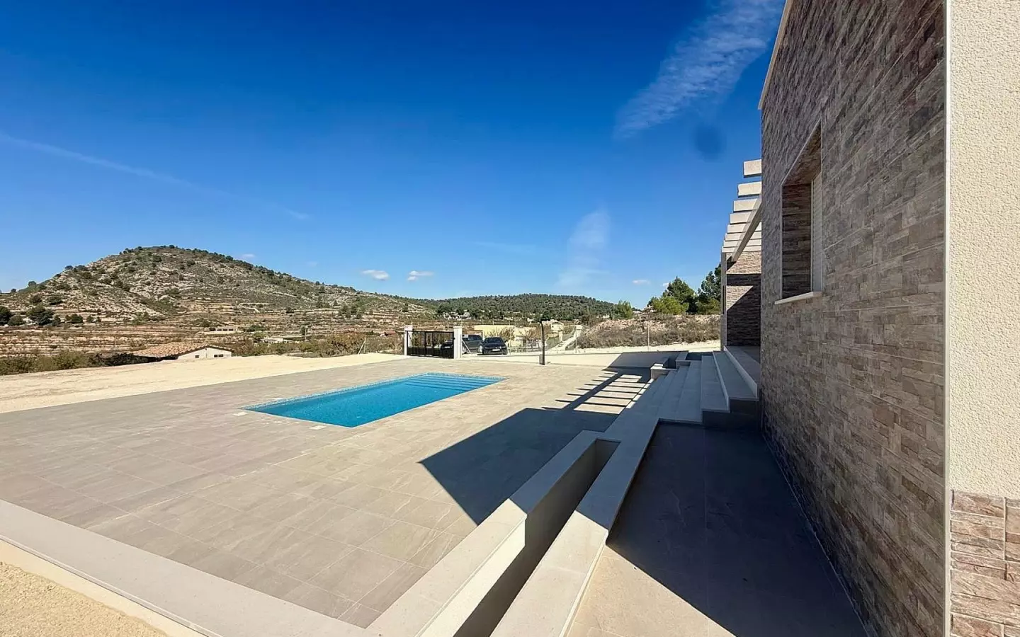 3-bedroom Detached Villa In Pinoso, Spain (115 M²)