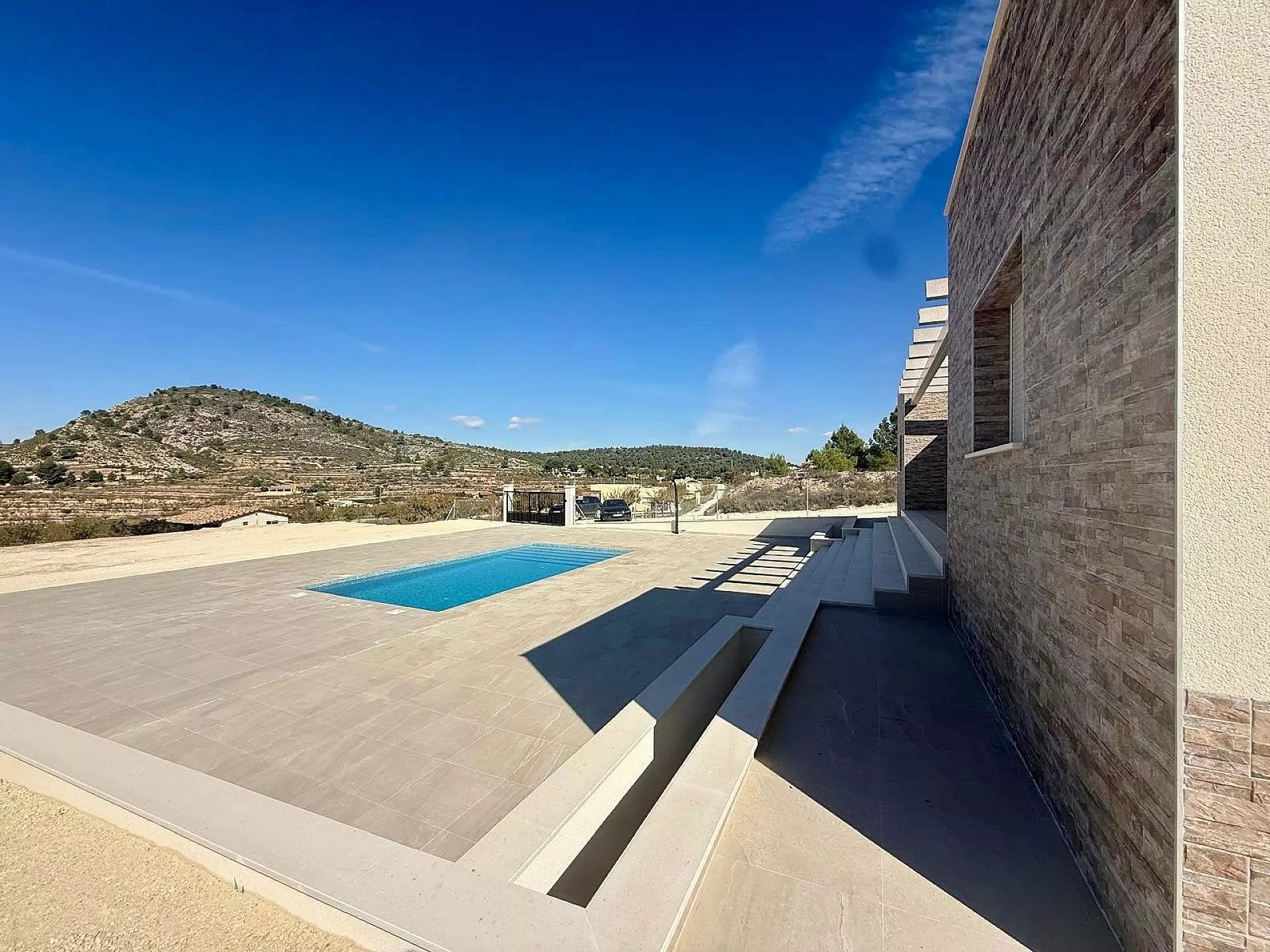 3-bedroom Detached Villa In Pinoso, Spain (115 M²)