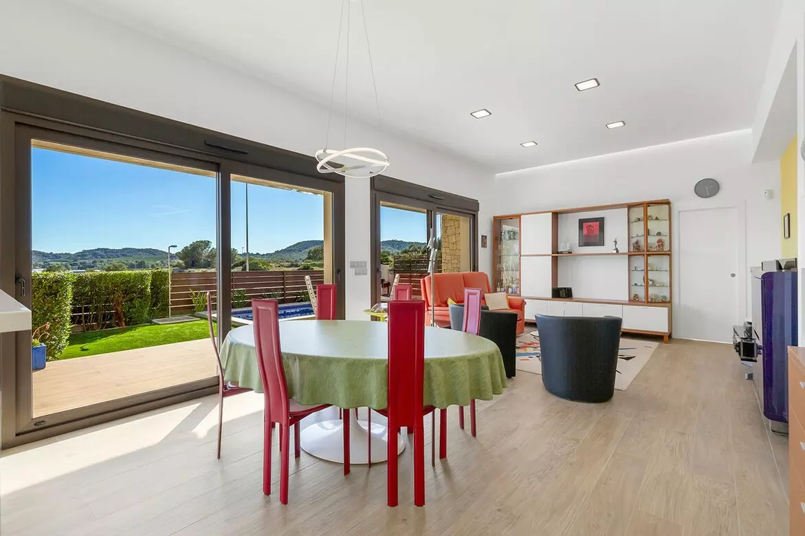 3-bedroom Villa In Orihuela, Spain (127 M²)