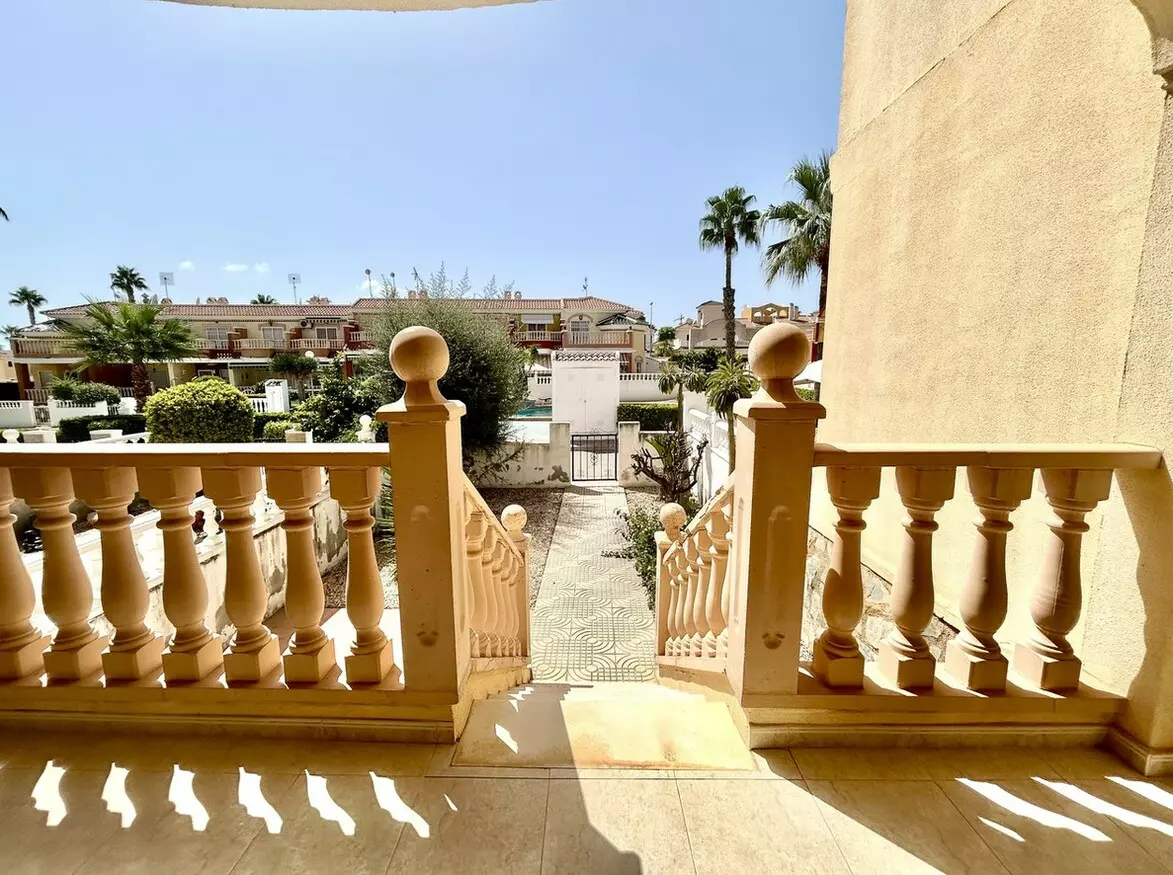 3-bedroom Town House In Rojales, Spain (106 M²)