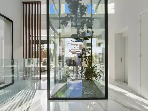 4-bedroom Villa In Orihuela Costa, Spain (550 M²)