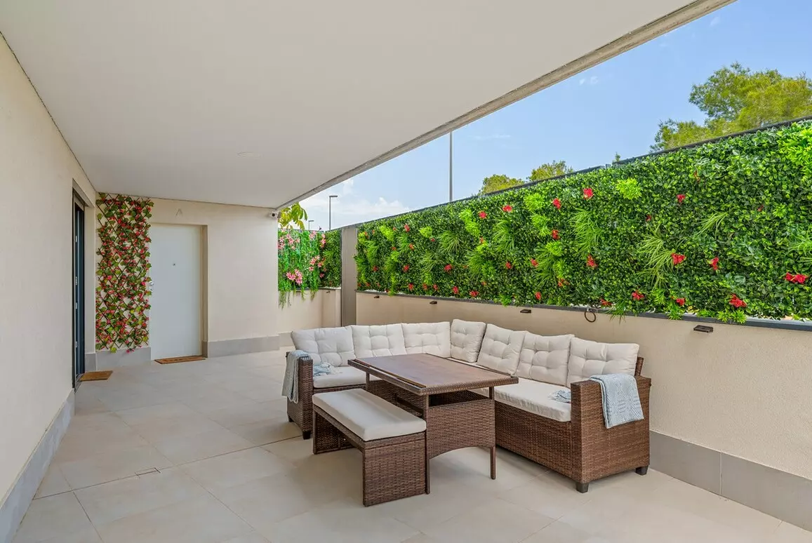 3-bedroom Apartment In Orihuela Costa, Spain (85 M²)
