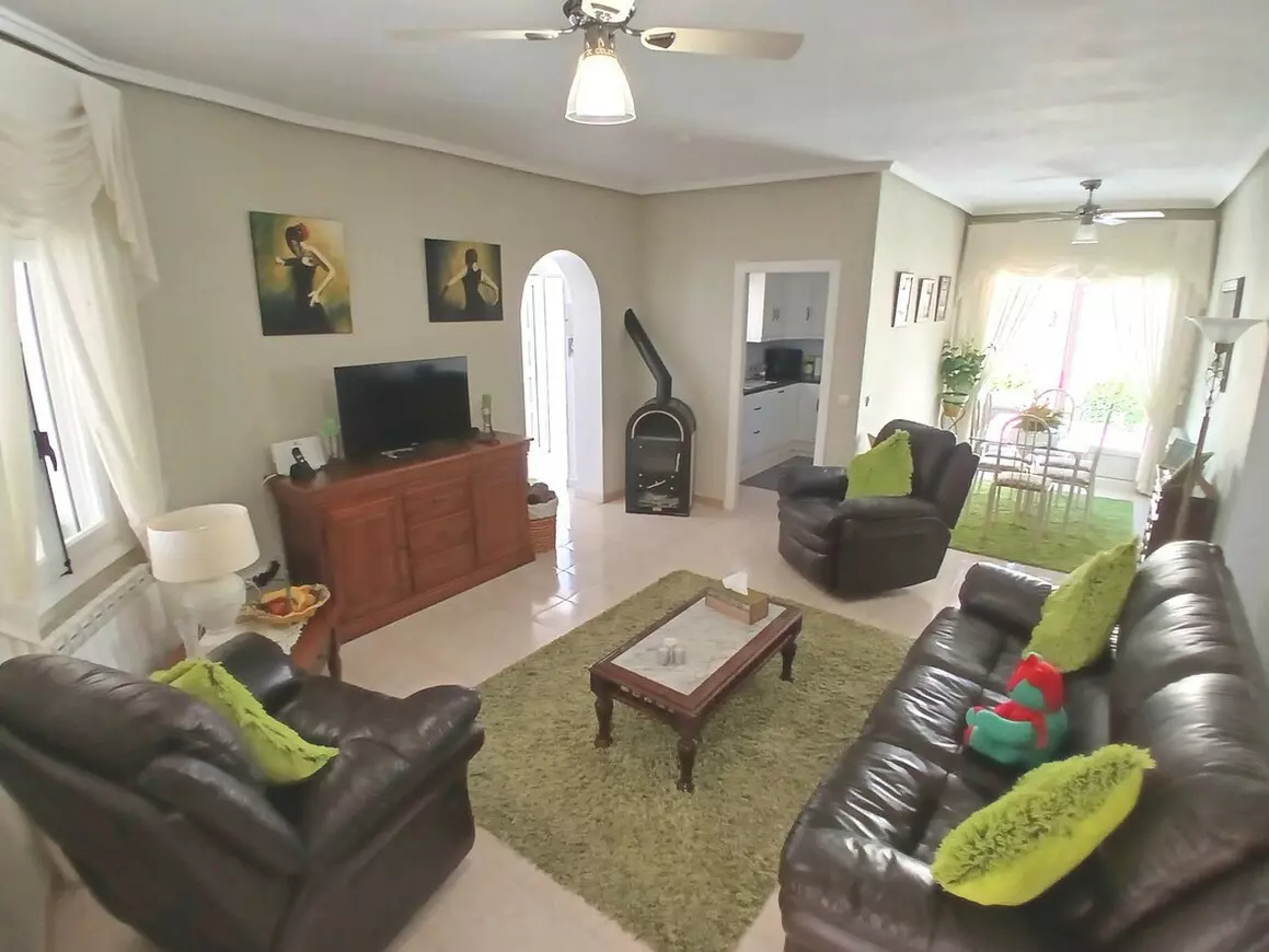 3-bedroom Villa In Orihuela Costa, Spain (123 M²)