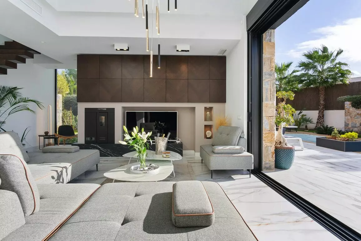 4-bedroom Villa In Orihuela Costa, Spain (550 M²)