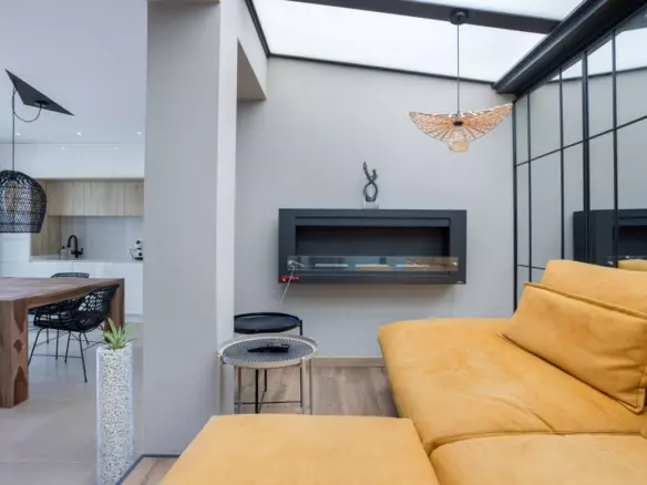 3-bedroom Villa In Benijofar, Spain (127 M²)