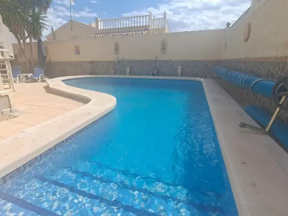 3-bedroom Villa In Orihuela Costa, Spain (123 M²)