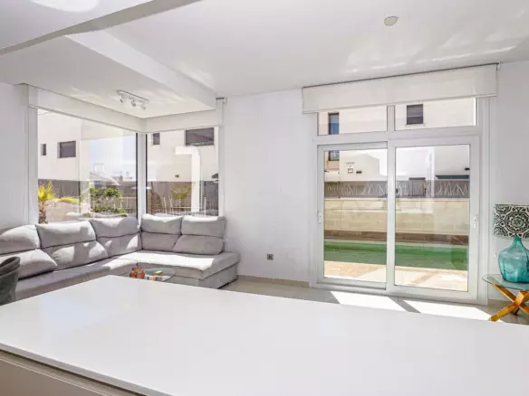 3-bedroom Villa In Rojales, Spain (101 M²)