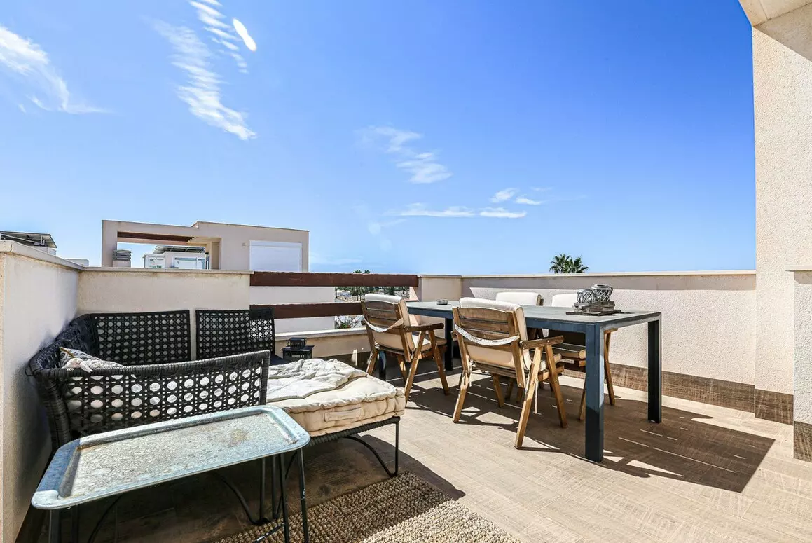 3-bedroom Villa In Rojales, Spain (101 M²)