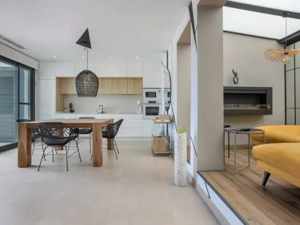 3-bedroom Villa In Benijofar, Spain (127 M²)