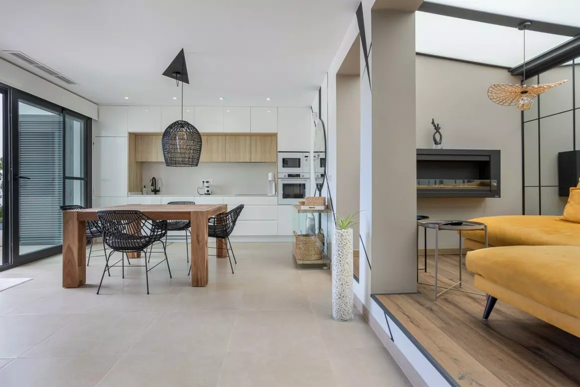 3-bedroom Villa In Benijofar, Spain (127 M²)