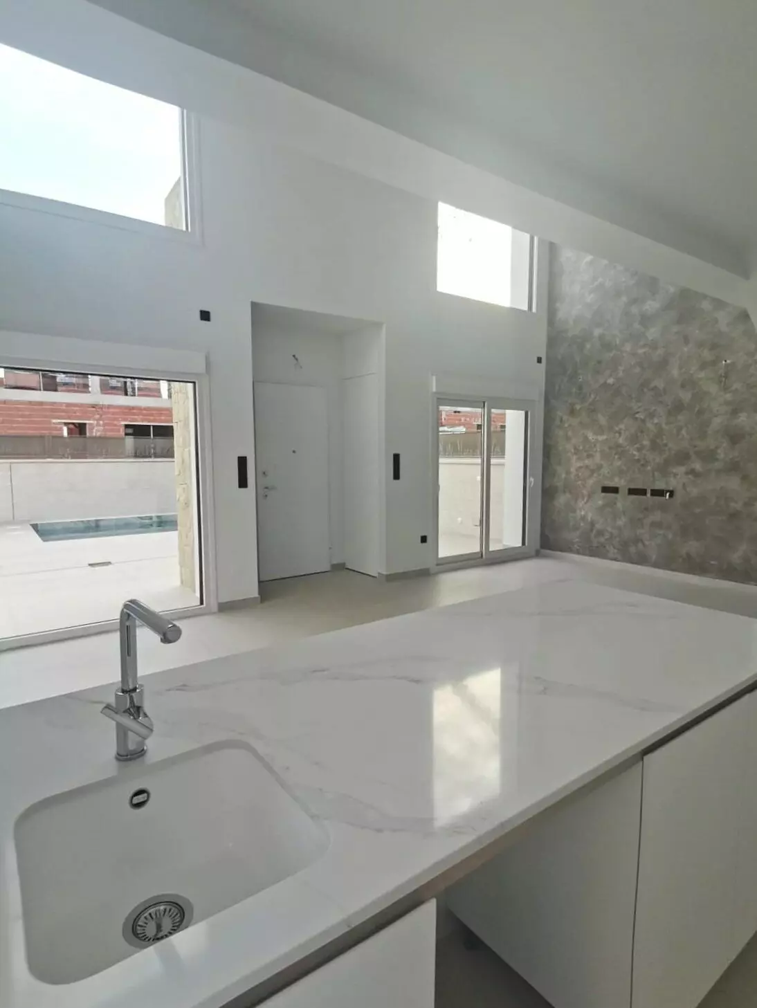 x-902305ca84ec8797987e645e-30d999 3-bedroom Villa In Los Montesinos, Spain (124 M²)