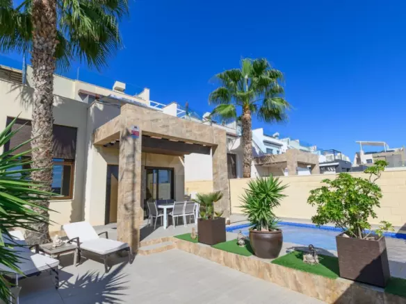 3-bedroom Villa In Rojales, Spain (120 M²)