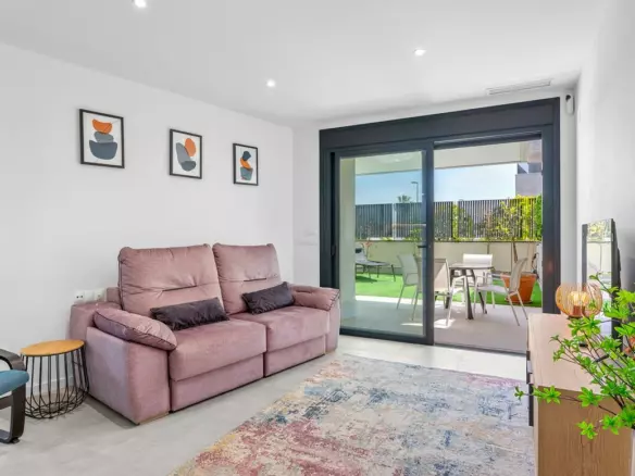 3-bedroom Apartment In Orihuela Costa, Spain (85 M²)