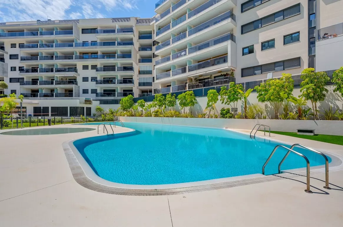 3-bedroom Apartment In Orihuela Costa, Spain (85 M²)