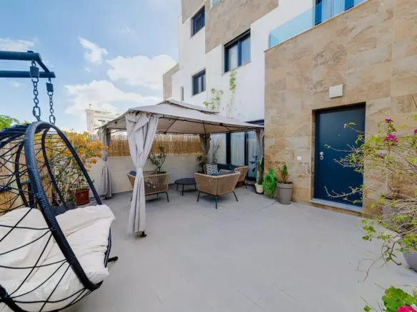 3-bedroom Villa In Orihuela Costa, Spain (134 M²)