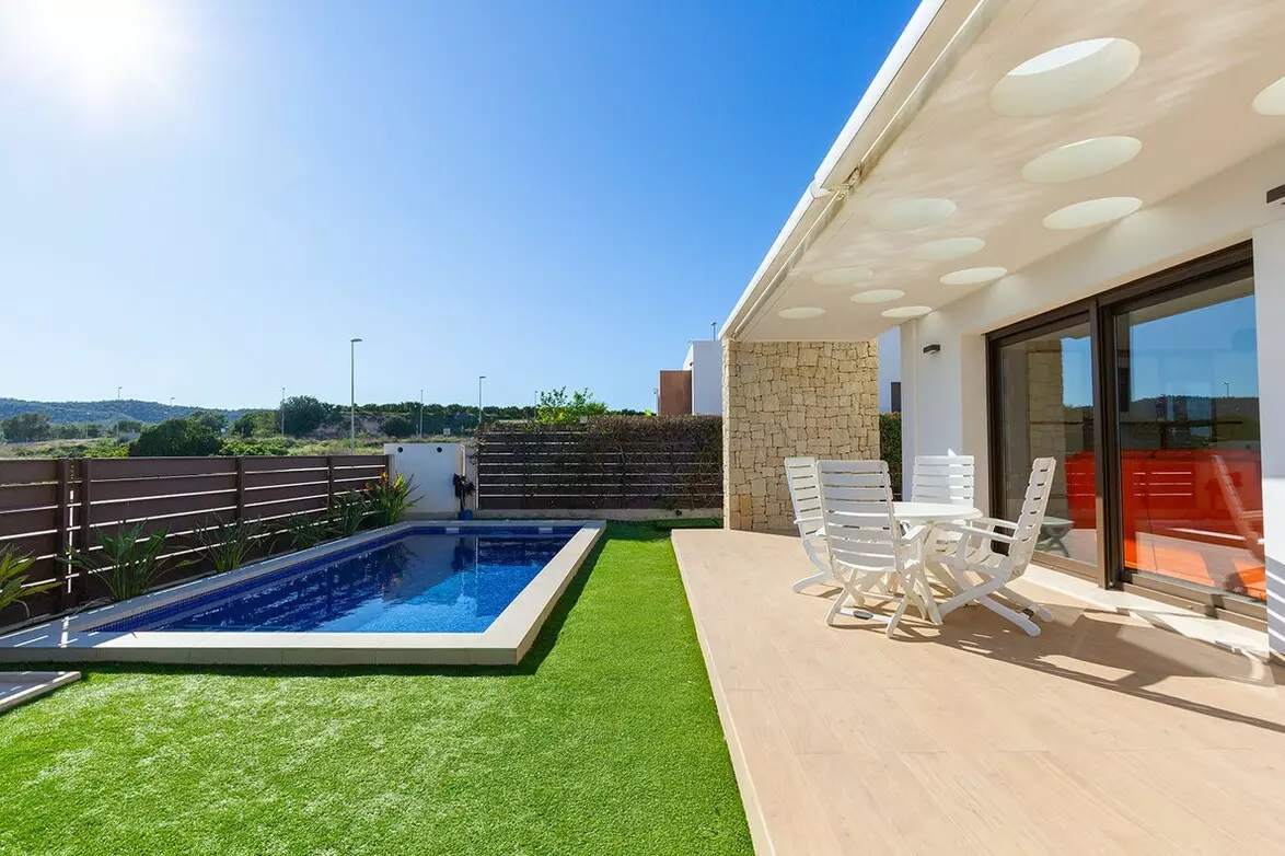 3-bedroom Villa In Orihuela, Spain (127 M²)