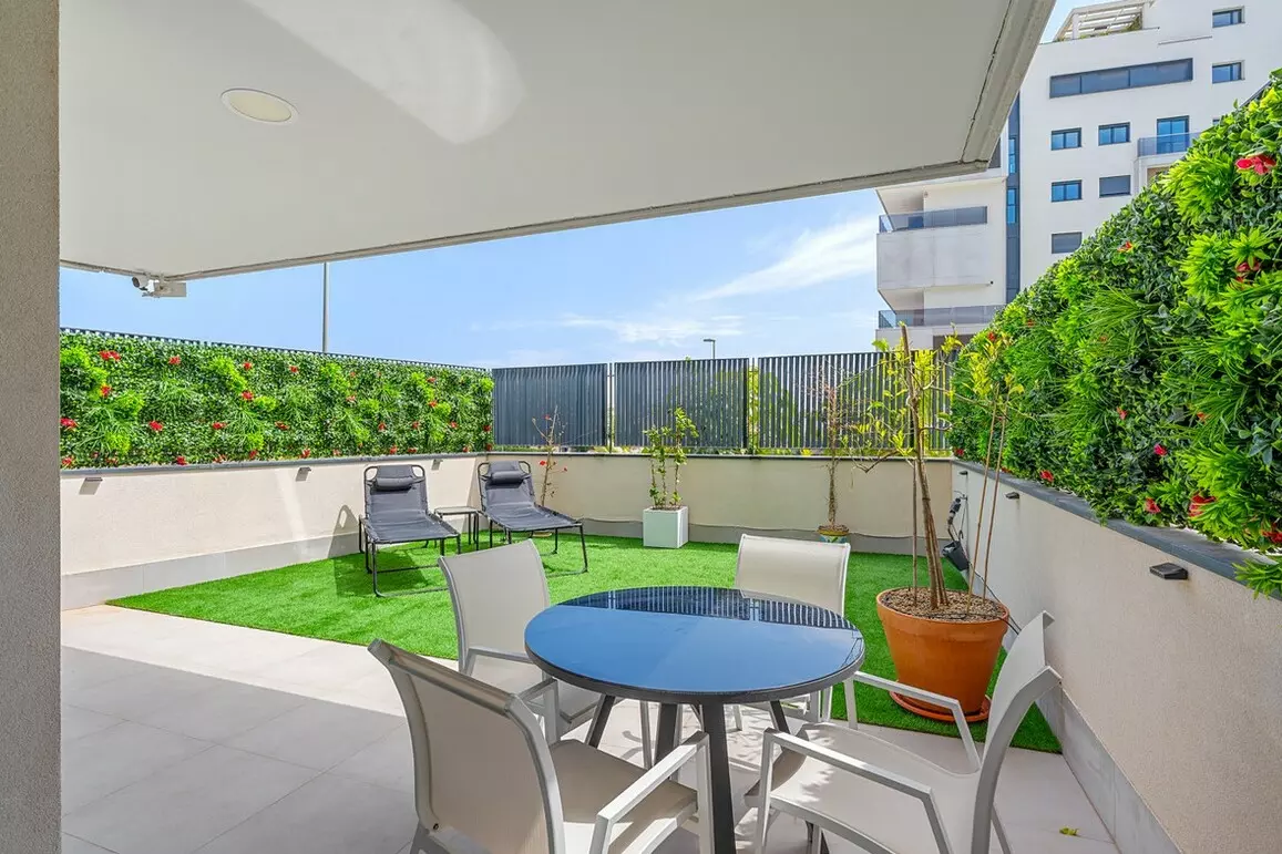 3-bedroom Apartment In Orihuela Costa, Spain (85 M²)