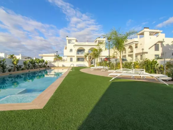 2-bedroom Apartment In Rojales, Spain (87 M²)
