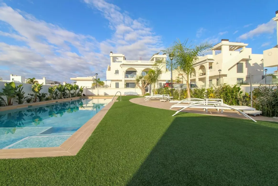 2-bedroom Apartment In Rojales, Spain (87 M²)