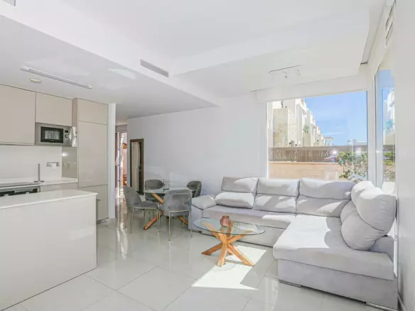 3-bedroom Villa In Rojales, Spain (101 M²)