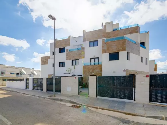 3-bedroom Villa In Orihuela Costa, Spain (134 M²)
