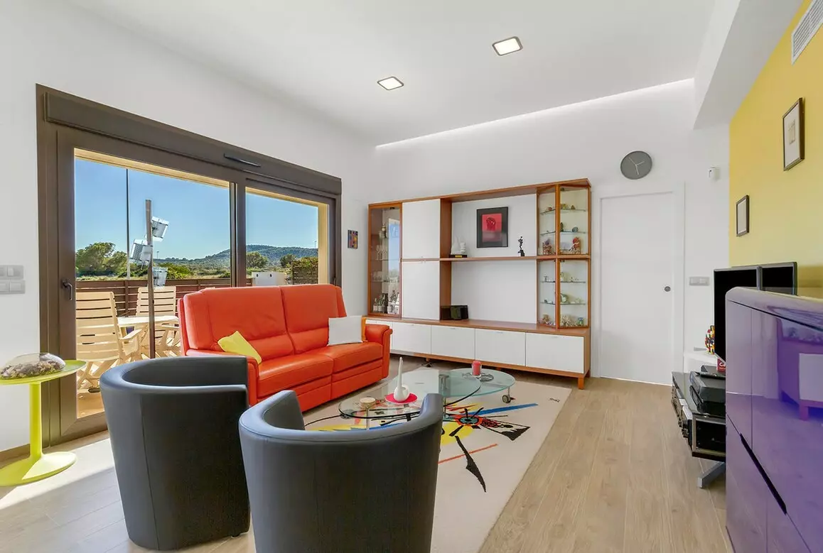 3-bedroom Villa In Orihuela, Spain (127 M²)
