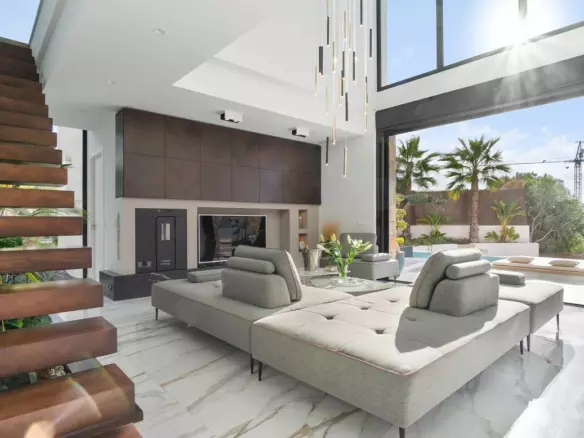 4-bedroom Villa In Orihuela Costa, Spain (550 M²)