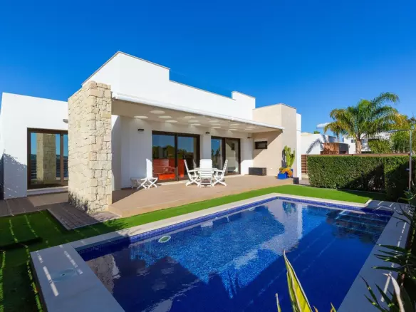 3-bedroom Villa In Orihuela, Spain (127 M²)