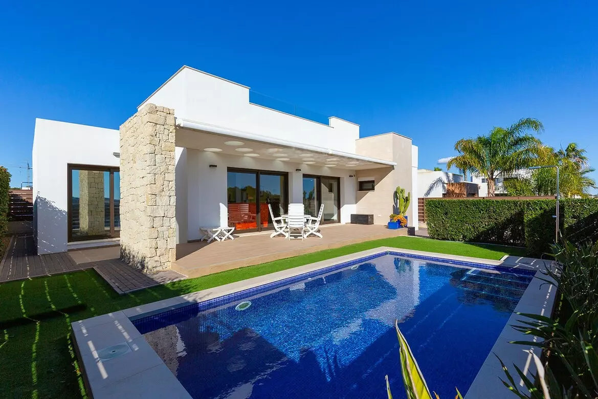 3-bedroom Villa In Orihuela, Spain (127 M²)