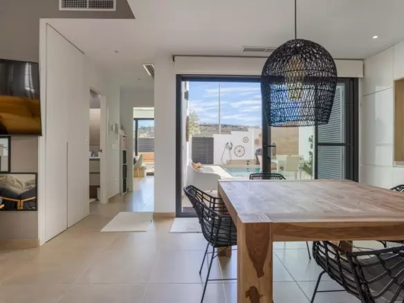 3-bedroom Villa In Benijofar, Spain (127 M²)