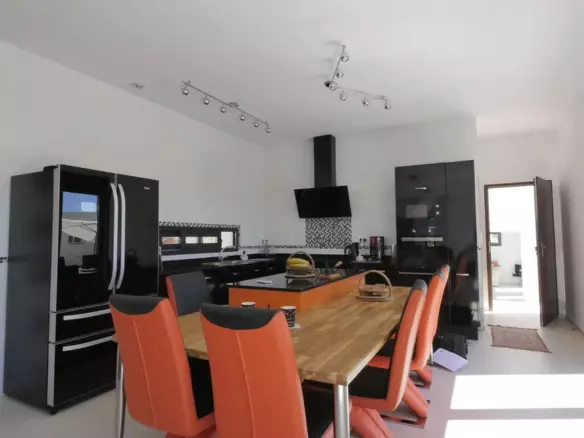 3-bedroom Villa In Hondon De Las Nieves, Spain (135 M²)