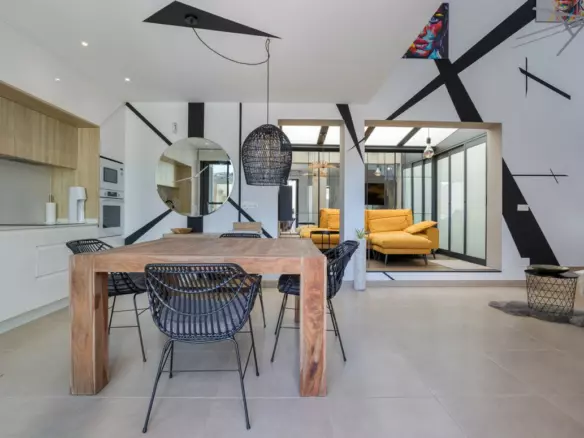 3-bedroom Villa In Benijofar, Spain (127 M²)