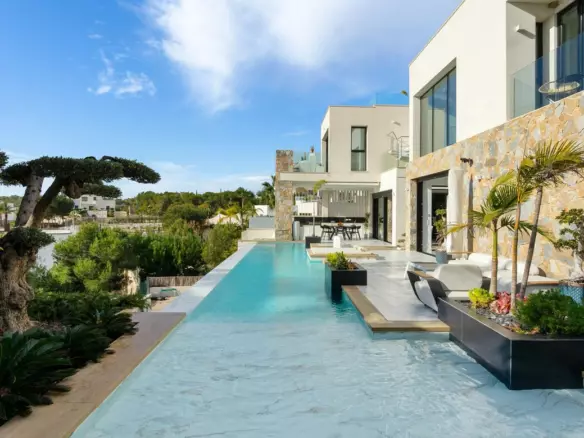 4-bedroom Villa In Orihuela Costa, Spain (550 M²)